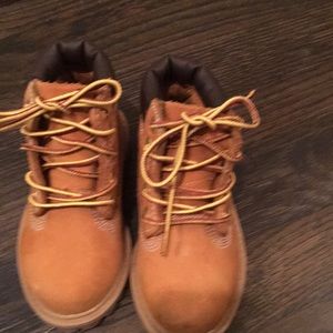 TIMBERLAND -BOOTS Toddler size 6